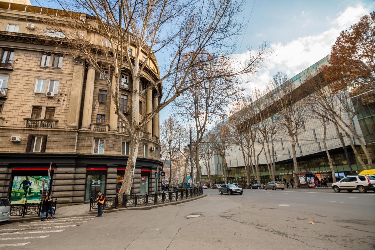 Apartment Gallery Rustaveli 1 Tiflis Exterior foto