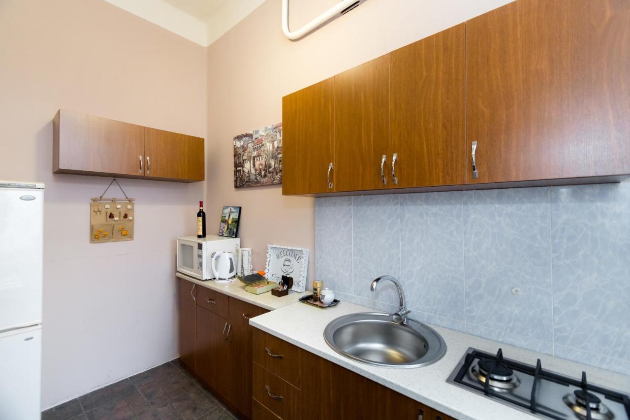 Apartment Gallery Rustaveli 1 Tiflis Exterior foto